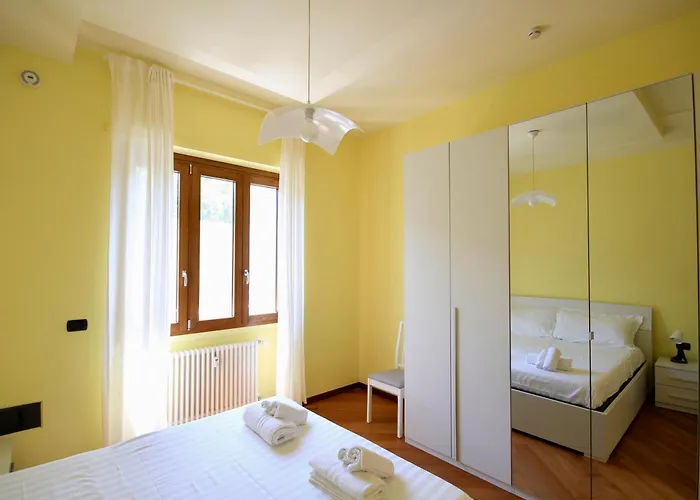 Hc - Clohouse Spacious Flat Апартаменты *