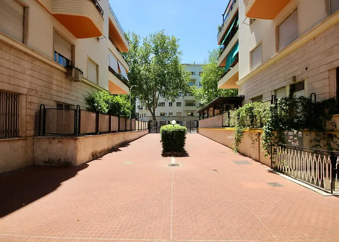Апартаменты Hc - Clohouse Spacious Flat