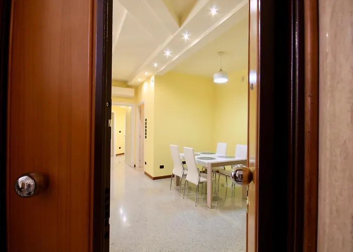Hc - Clohouse Spacious Flat Апартаменты Рим