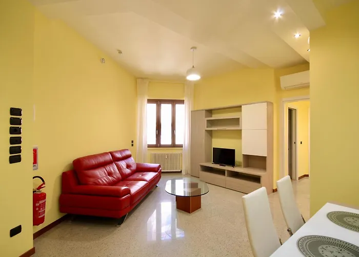 Hc - Clohouse Spacious Flat
