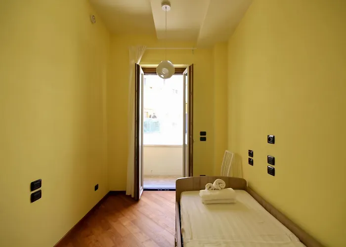 Апартаменты Hc - Clohouse Spacious Flat