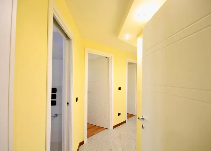 Апартаменты Hc - Clohouse Spacious Flat *
